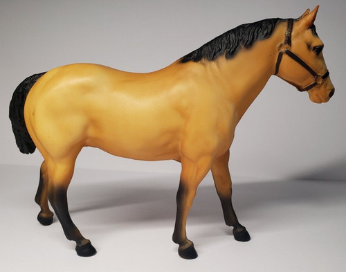 Breyer quarter horse - breyer,