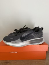 Nike Vomero 18 