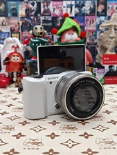 Near Mint Sony Alpha a5000