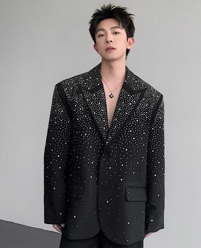 Tuta uomo chic bavero strass