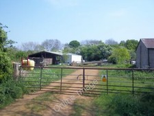 Photo 12x8 Tunnel Farm [1] Southrop/SP3532 So named because the dismantle c2011