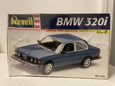 BMW 320i Model Kit 1:25