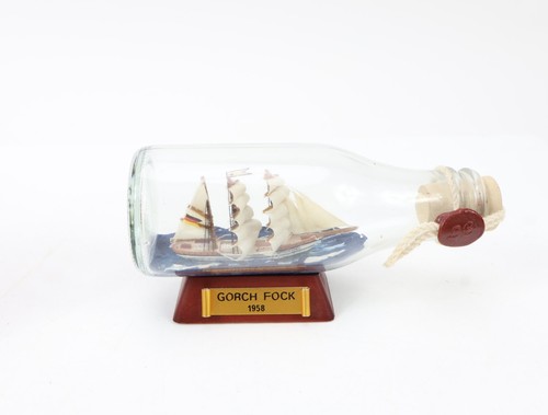 Nave buddel - nave,