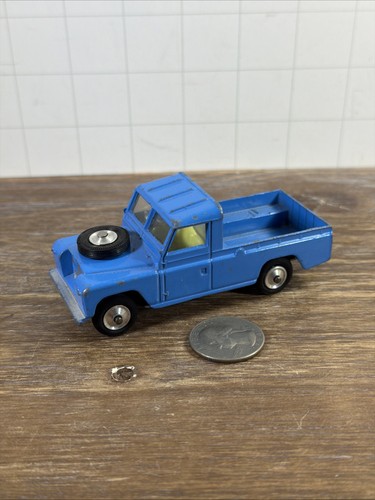 Corgi toys land rover 109 - land,
