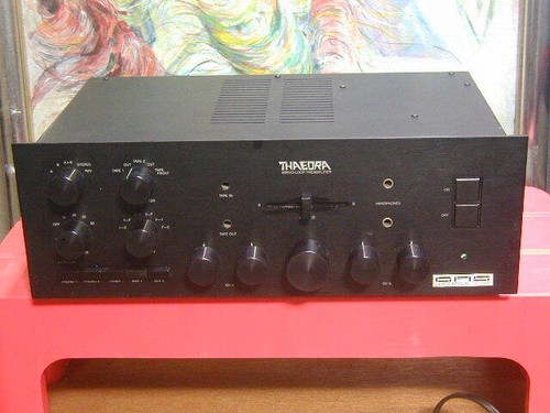 Grande amplificatore - , di
