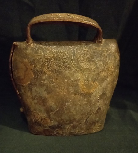 Ancienne cloche alpage - , en