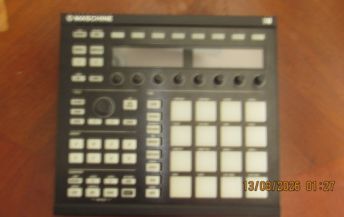 Native instruments mk1 - native,