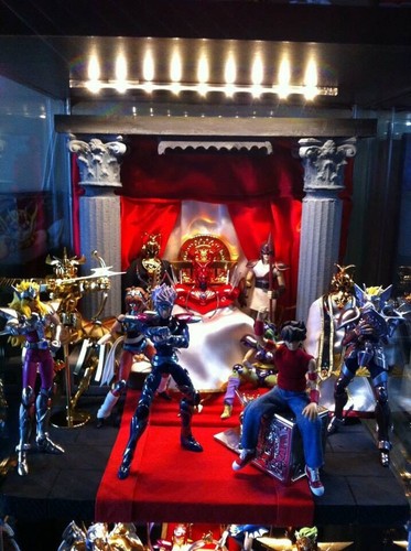 Diorama myth cloth saint - myth,