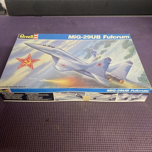 Revell mig ub fulcrum - mig-29,