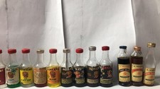 12 mignon vintage di liquore, 9 Bisleri + 3 Ragno, da collezione