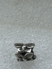 Autentico ciondolo/perlina