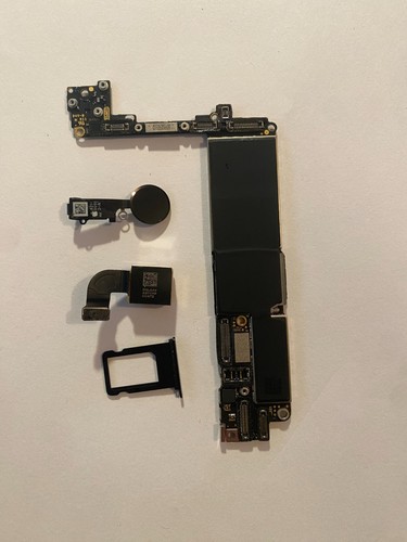 Apple iphone 128gb jet - 7,