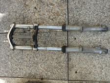 Fourche complete Honda CM 125