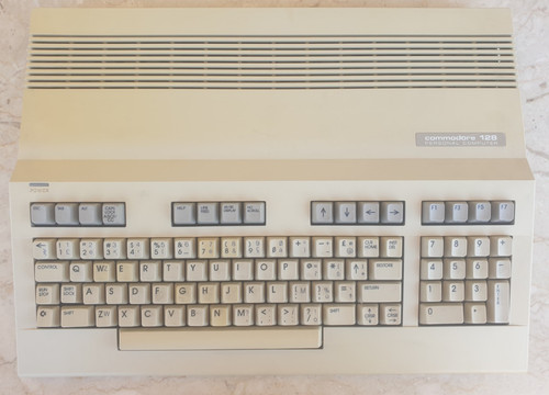 Commodore 128 funzionante - 128, "funzionante"