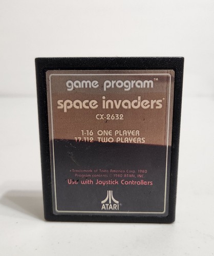 Vintage atari 2600 - atari, space