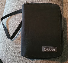 Biaggi Small Wristlet Wallet