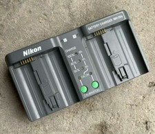 Caricabatteria originale usato EN-EL18 adattatore AC MH-26a per Nikon D4 D4S D5 D6