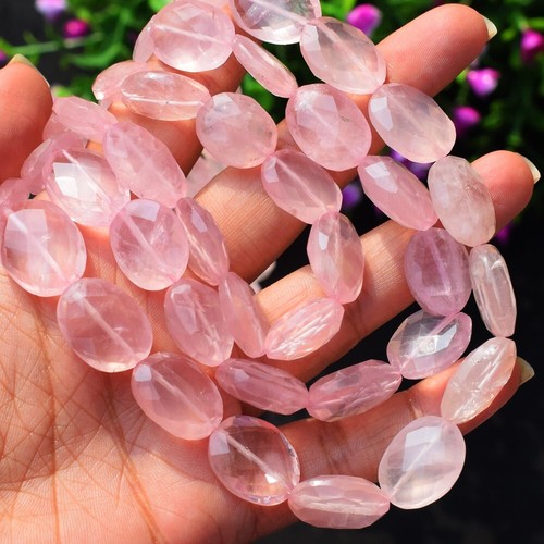 Natural 817 cts - 3, strand