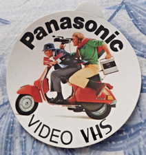 PANASONIC VIDEO VHS VESPA P 125 X  STICHER /ADESIVO cm.12 ANNI '80