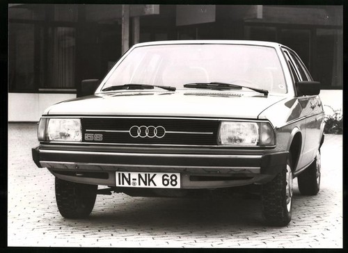 Fotografia auto audi 100 - auto,