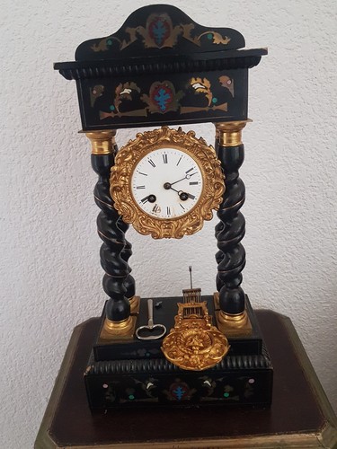 Ancienne horloge pendule - horloge,