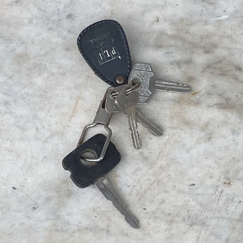 Fiat vintage car keys - fiat,