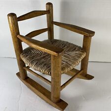 Sedia a dondolo per bambola