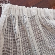 TENDA rifinita in alto e lateralmente -pronta da appendere -misure 260 x 240 cm