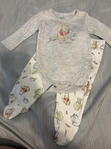 Disney winnie the pooh set - disney,