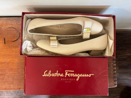 Ferragamo fiocco vara vintage - ferragamo,