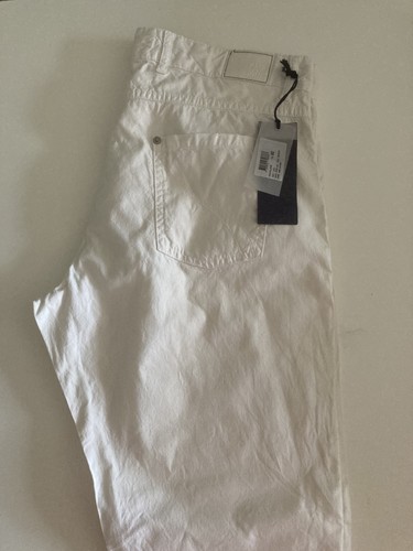 Pantaloni jeans moda giovane