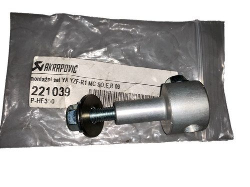 Kit fissaggio akrapovic - kit,