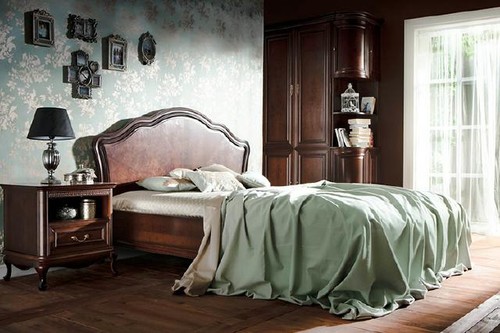 Letto classico matrimoniale