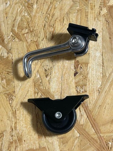 Brompton mudguard roller - brompton, cat