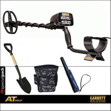 METAL DETECTOR AT GOLD GARRETT