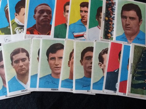 Figurina calciatori cartonata - figurina,
