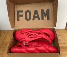  Yeezy Foam Runner ✅ rosso,nero,bianco,beige. 40,41, 42,43,44,45,46,47 new trend