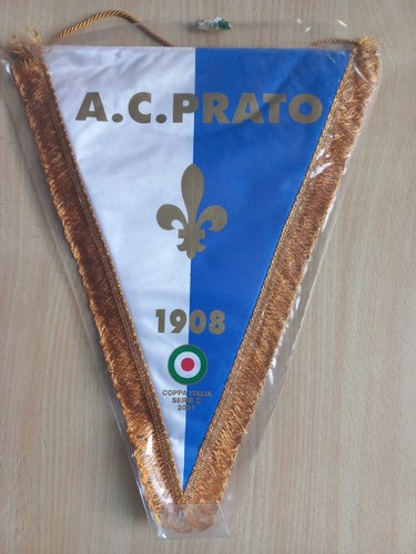 Gagliardetto calcio prato - gagliardetto,
