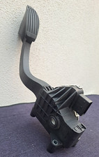 PEDALE ACCELERATORE MOTORE FIAT PANDA NEW 4X4 1.3 MJT ANNO 2013 RICAMBI AUTO
