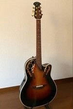 Chitarra acustica elettrica