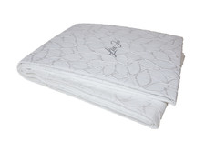 LIU JO - HOME. Copriletto con logo PETALI LL2562  Matrimoniale, 2 piazze.