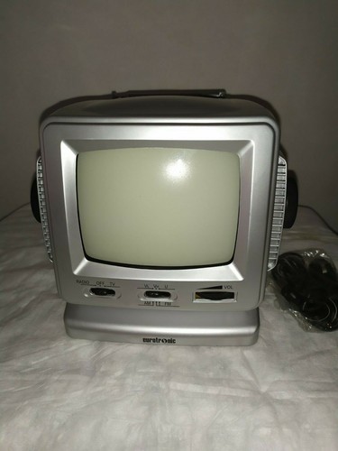 Televisore radio portatile - e,