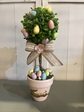 Topiaria per uova di Pasqua in