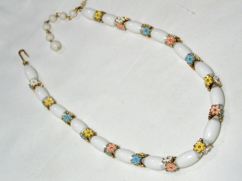 Vintage crown trifari - vintage,