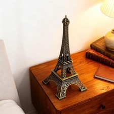 Statua della Torre Eiffel