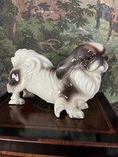  CANE  PECHINESE IN PORCELLANA CERAMICA GOLDSHEIDER AUSTRIA