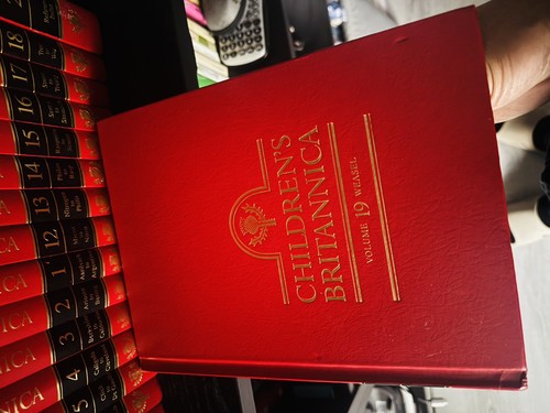 Children britannica red - britannica,