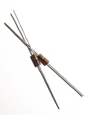 25X RESISTENZE CARBONE COMPOSITO, 12ohm, 1/2W, tolleranza 5%, NUOVE (NOS)