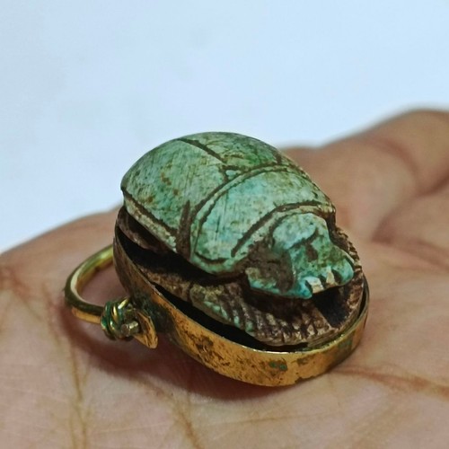 Anello scarabeo vintage fatto