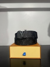 Louis vuitton initials - vuitton, lv